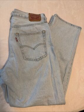 Levi's Light Wash Jeans
